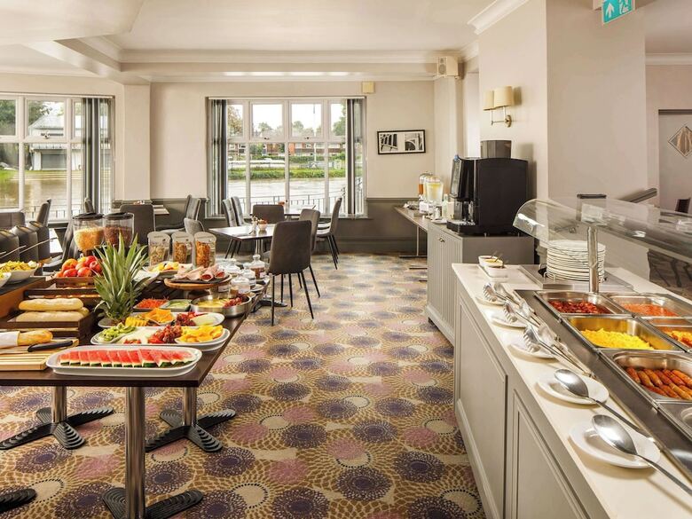 Mercure London Staines-upon-thames Hotel