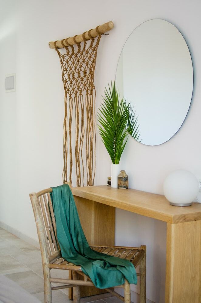 Hotel Dionysos Sea Side Resort