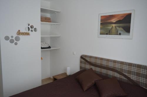 Nest Apartment