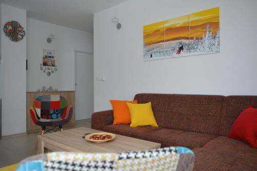 Nest Apartment