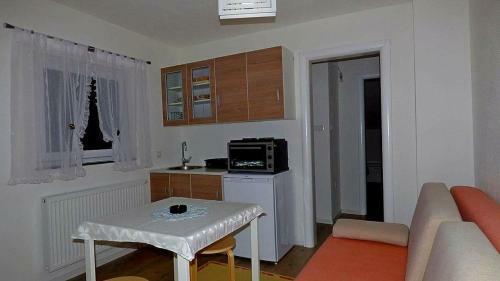 Apartamento Ljudina