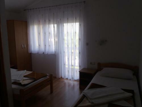 Hostal Ivana Rooms