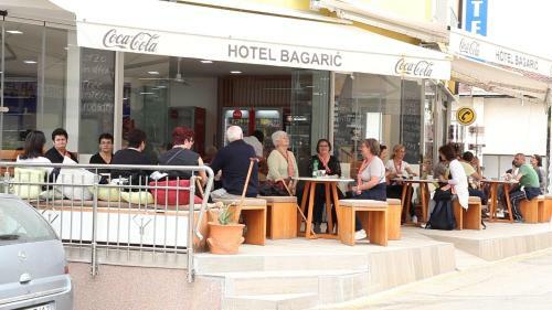 Hotel Bagari?