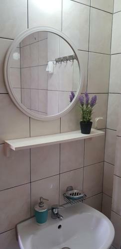 Hostal Rooms Rafomarija