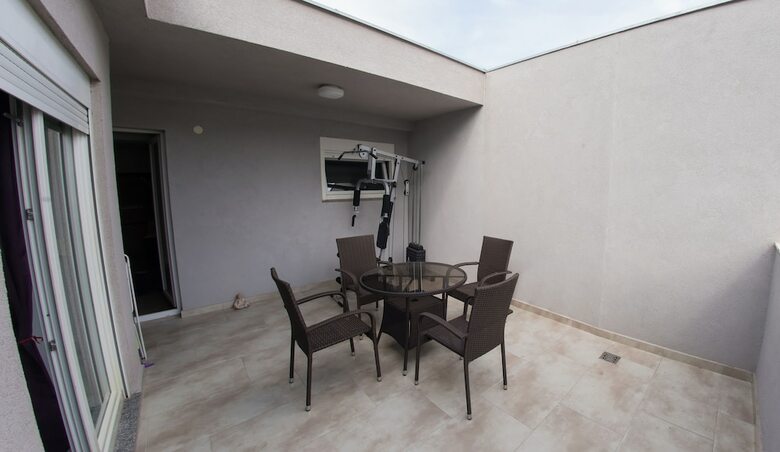 Luxury Apartment In City Center