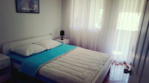 Public Home Apartment