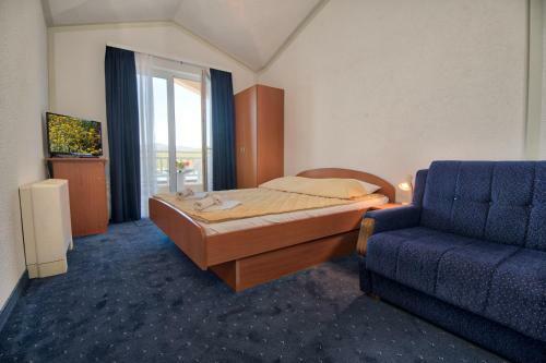 Hostal Villa Millenium