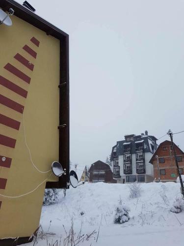 Apartman Kamin