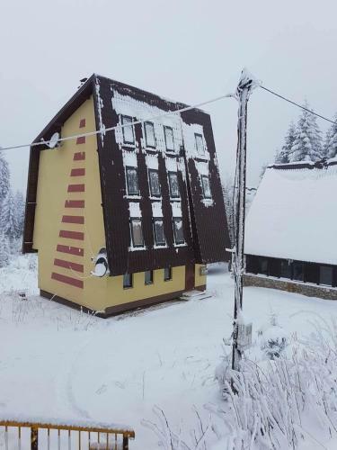 Apartman Kamin