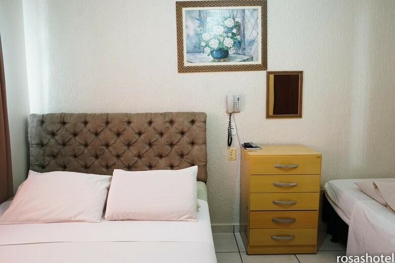 Rosa's Hotel