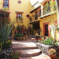 Hotel Casa Mia Suites