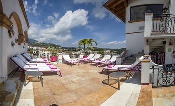 Hotel Boutique Pueblo Lindo