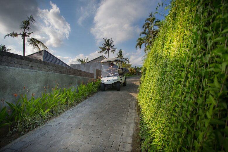 Hotel Agung Raka Bungalows