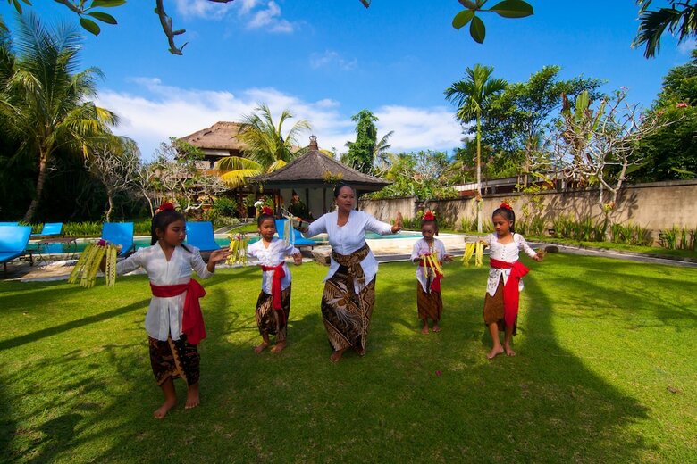 Hotel Agung Raka Bungalows