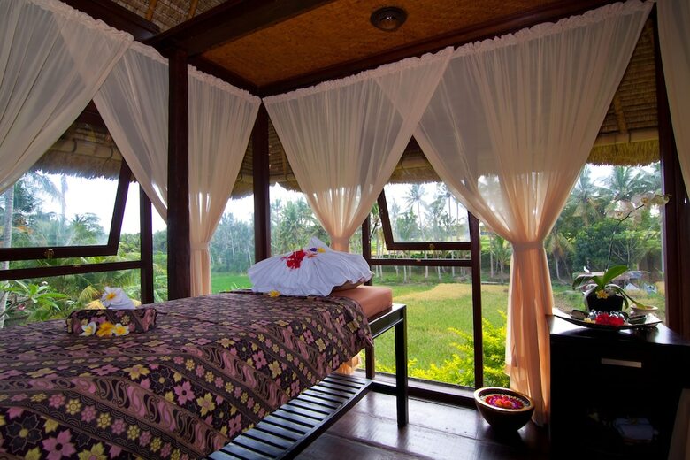 Hotel Agung Raka Bungalows