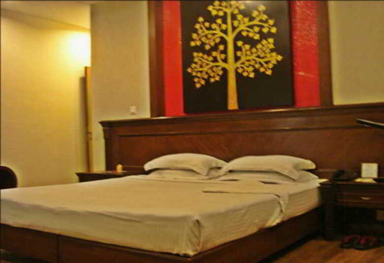 Hotel Siris 18 Gurgaon