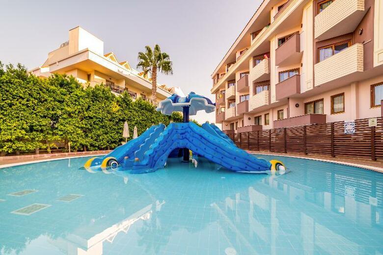 Hotel Primasol Hane Family Resort