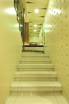 Hotel Planet Residency