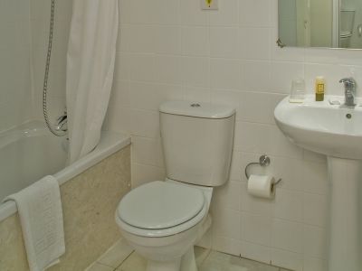 Hotel Britannia Ashley Hale