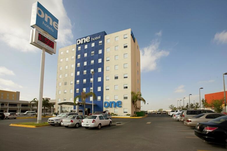 Hotel One Monterrey Aeropuerto