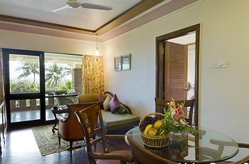Hotel Mayfair Beach Resort