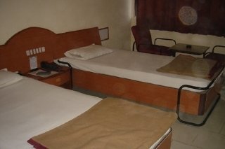 Hotel Savshanti Towers