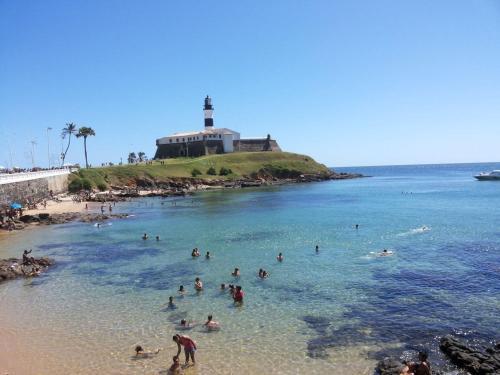 Lindo Apartamento Em Frente Ao Farol Da Barra
