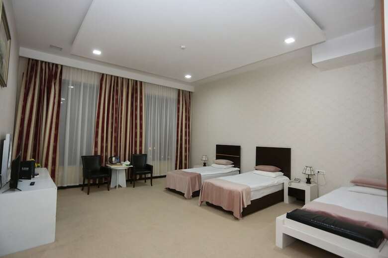 Hotel Ambassador