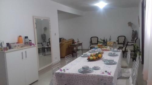 Ip� Amarelo