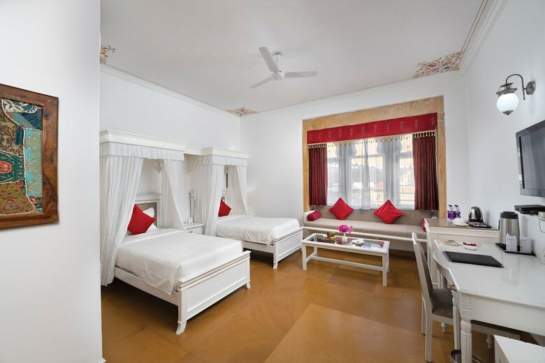 Hotel Rang Mahal