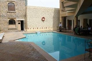 Hotel Deoki Niwas Palace