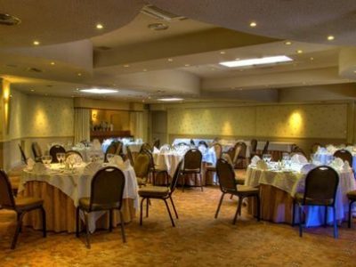 Symphony Lovat Hotel(.)