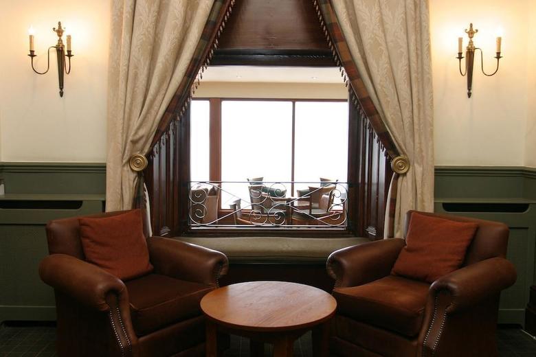 Hotel Oban Bay