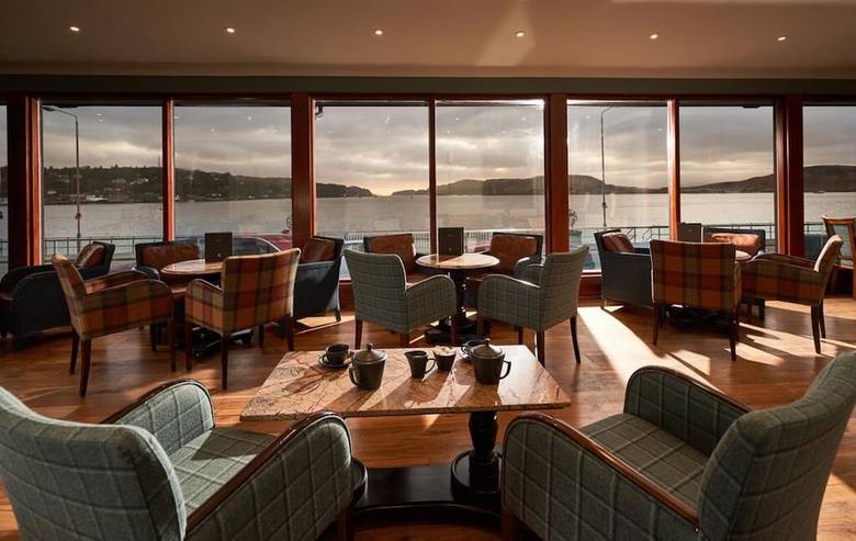 Hotel Oban Bay