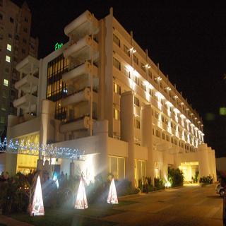 Hotel Ellaa