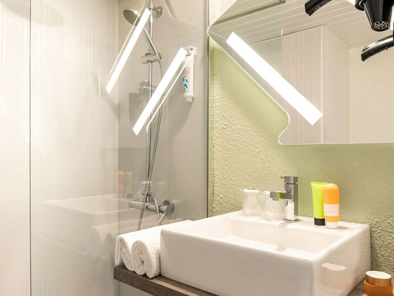 Hotel Ibis Budget Saint Ouen L'aum�ne