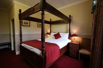 Grange Moor Hotel