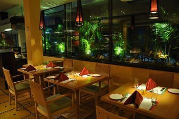 Central Park Hotel