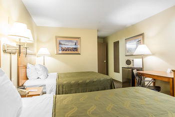 Hotel Quality Inn & Suites