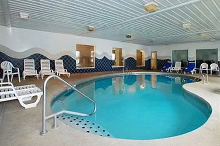 Hotel Baymont By Wyndham Indianapolis Northeast