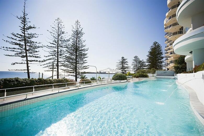 Hotel Mantra Sirocco