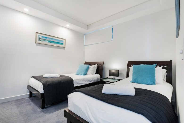 Hotel Mantra Sirocco