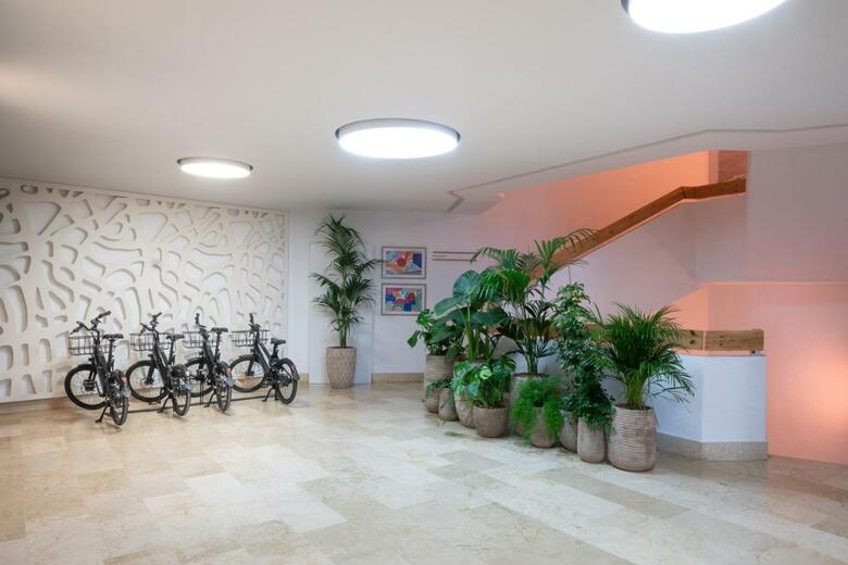 Hotel Innside By Meli� Wave Calvi�