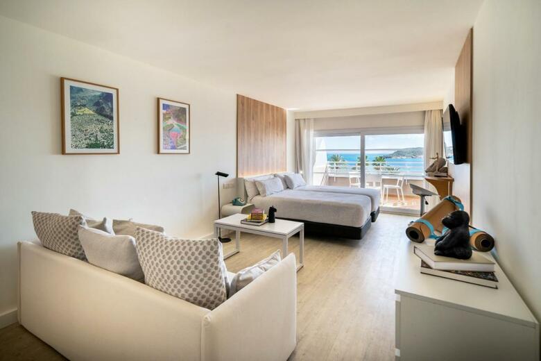 Hotel Innside By Meli� Wave Calvi�