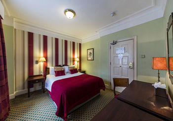 Hotel Old Ship