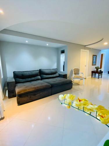 Cwb 997 Com Piscina Aquecida Jacuzzi E Playground
