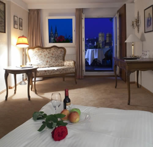 Antik Hotel Bristol