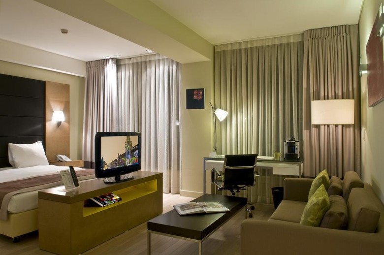 B Aparthotel Grand Place
