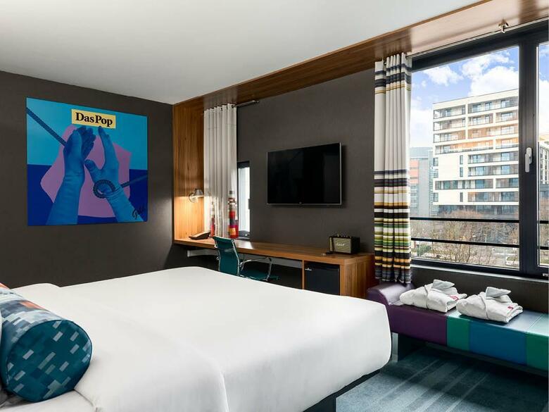 Hotel Aloft Brussels Schuman