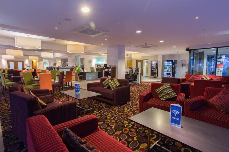 Hotel Holiday Inn Express Birmingham - South A45